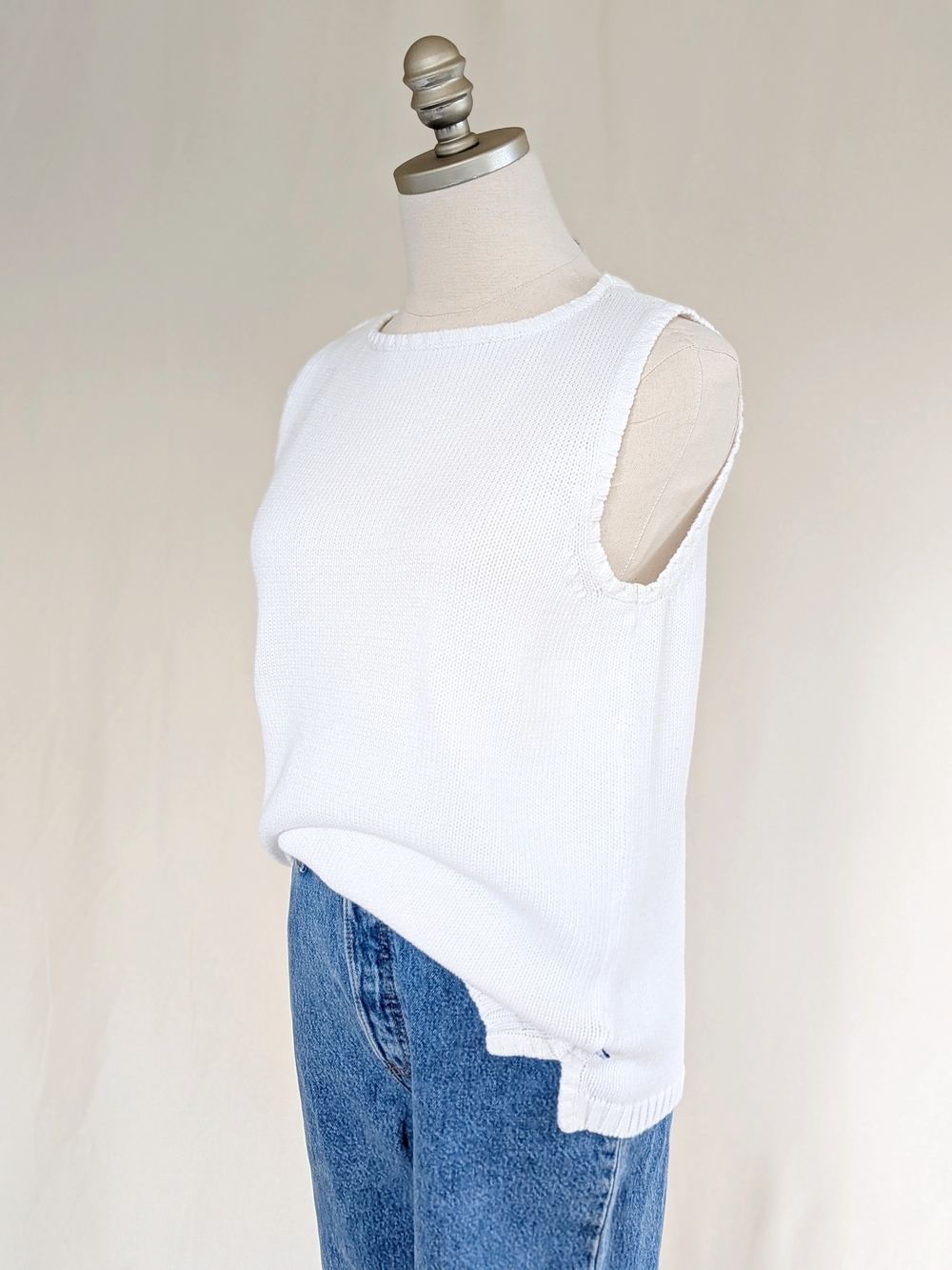 Vintage 1990s Liz Claiborne Cream 100% Cotton Lightweight Sweater Tank size L/XL